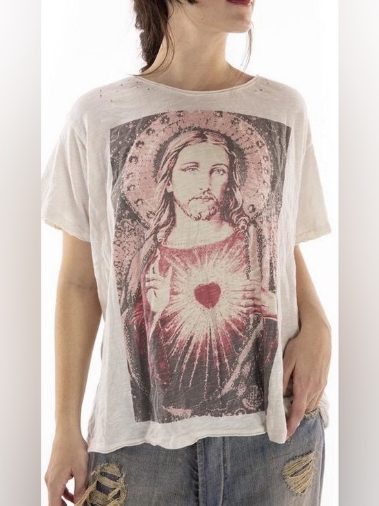 Magnolia Pearl Tops - Magnolia Pearl RARE COLLECTIBLE T SHIRT Graphic Sacred Heart Jesus Graphic Tee